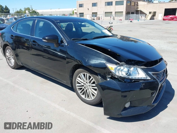 2014 Lexus ES 330 z VIN JTHBK1GG6E2151432, wystawiony jako IAAI lot #42327631 z przebiegiem 179 535 mil mil oraz . Historia ofert i sprzedaży dostępna na DreamBid. Obrazek 1.