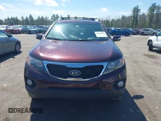 2012 Kia Sorento EX with VIN 5XYKU3A65CG299100, listed as a IAAI auction lot 42098445 with 172,203 mi miles. Bid and sale history available at carsss.com. Image 12.