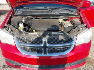 2012 Dodge Grand Caravan SXT with VIN 2C4RDGCG0CR211092, listed as a IAAI auction lot 41924790 with 157,321 mi miles. Bid and sale history available at carsss.com. Image 10.