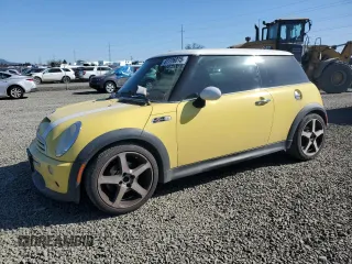 2004 MINI Hardtop S z VIN WMWRE33484TD76992, wystawiony jako Copart lot #47776015 z przebiegiem 153 802 mil mil oraz Szkoda całkowita • Salvage title. Historia ofert i sprzedaży dostępna na DreamBid. Obrazek 1.