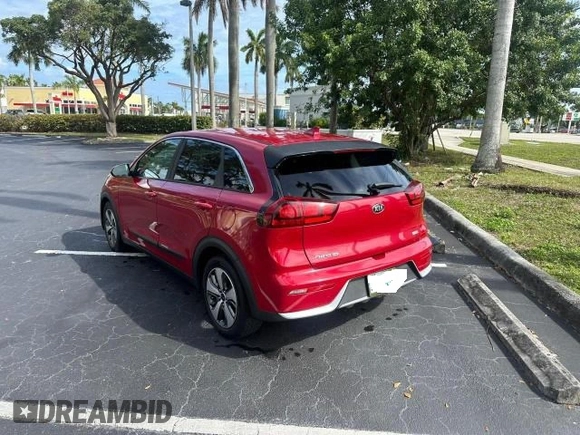 2018 Kia Niro LX with VIN KNDCB3LC3J5132401, listed as a Copart auction lot 43202885 with 87,900 mi miles and Clean Title. Bid and sale history available at carsss.com. Image 3.