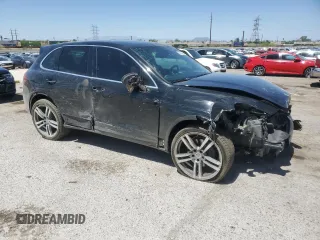 2013 Porsche Cayenne with VIN WP1AA2A28DLA06421, listed as a Copart auction lot 60494365 with 148,734 mi miles and Salvage title. Bid and sale history available at DreamBid. Image 4.