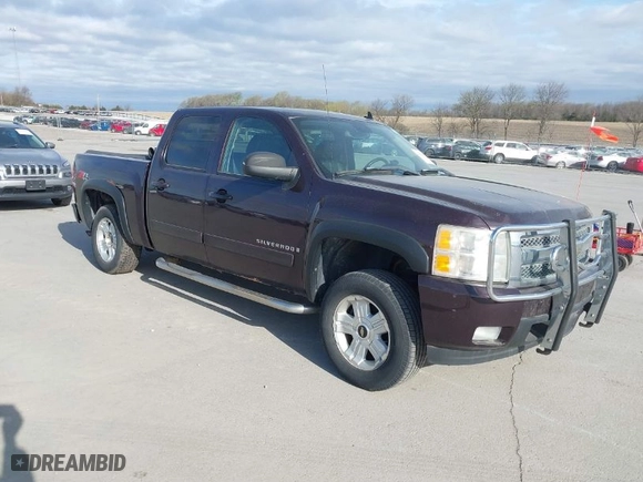 2008 Chevrolet Silverado 1500 LTZ with VIN 2GCEK133081240175, listed as a IAAI auction lot 42024317 with 214,559 mi miles. Bid and sale history available at carsss.com. Image 1.