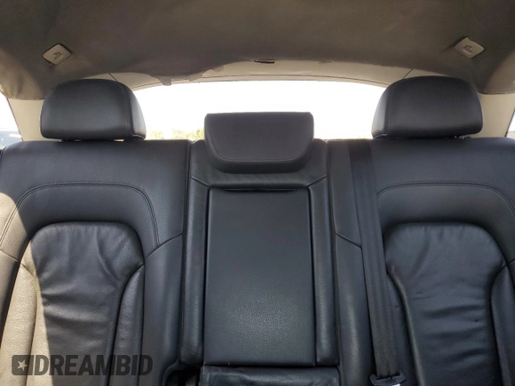 2014 Audi Q5 Premium z VIN WA1CFAFP7EA074288, wystawiony jako Copart lot #53398815 z przebiegiem 200 749 mil mil oraz Szkoda całkowita • Salvage title. Historia ofert i sprzedaży dostępna na DreamBid. Obrazek 10.