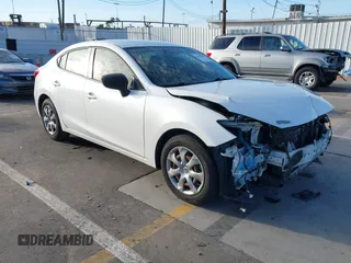 2015 Mazda 3 i SV with VIN JM1BM1T73F1225611, listed as a IAAI auction lot 41622606 with 115,892 mi miles. Bid and sale history available at carsss.com. Image 1.