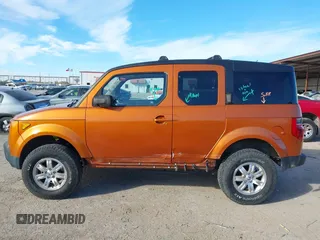 2007 Honda Element EX with VIN 5J6YH27707L013022, listed as a IAAI auction lot 41252088 with 92,147 mi miles and . Bid and sale history available at DreamBid. Image 14.