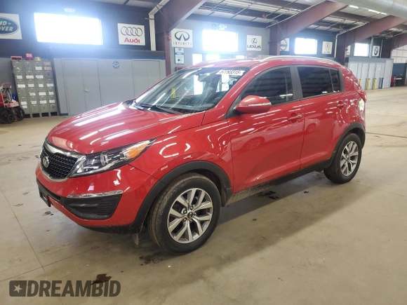 2015 Kia Sportage LX z VIN KNDPB3AC5F7743921, wystawiony jako Copart lot #57793315 z przebiegiem 97 948 mil mil oraz Czysty tytuł • Clean title. Historia ofert i sprzedaży dostępna na DreamBid. Obrazek 1.