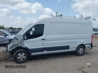 2018 Ford Transit with VIN 1FTYE2CG1JKA25990, listed as a IAAI auction lot 42713246 with Not provided miles and . Bid and sale history available at DreamBid. Image 13.