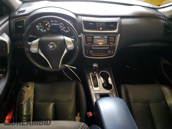 2016 Nissan Altima SR z VIN 1N4AL3AP7GC199555, wystawiony jako Copart lot #57250315 z przebiegiem 210 826 mil mil oraz Szkoda całkowita • Salvage title. Historia ofert i sprzedaży dostępna na DreamBid. Obrazek 8.