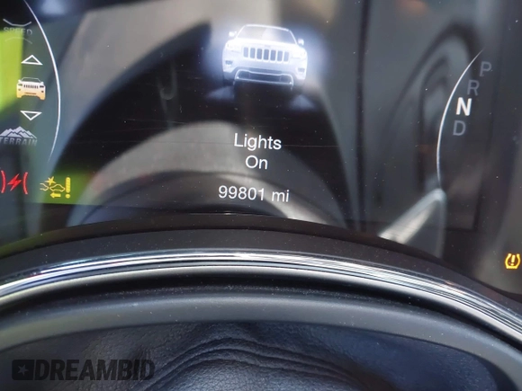 2017 Jeep Grand Cherokee Trailhawk с VIN 1C4RJFLGXHC670469, выставлен на аукционе IAAI как лот 42055116 с пробегом 99 801 миль миль и . История ставок и продаж доступна на DreamBid. Изображение 15.