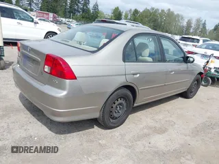 2004 Honda Civic LX with VIN 2HGES16574H528789, listed as a IAAI auction lot 42146600 with 219,255 mi miles. Bid and sale history available at carsss.com. Image 4.