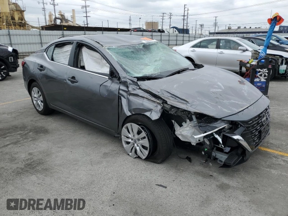 2024 Nissan Sentra S z VIN 3N1AB8BV6RY268417, wystawiony jako Copart lot #55826095 z przebiegiem 11 353 mil mil oraz Szkoda całkowita • Salvage title. Historia ofert i sprzedaży dostępna na DreamBid. Obrazek 4.