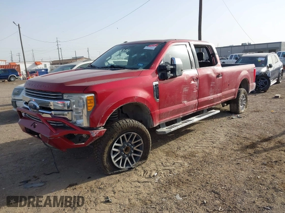 2017 Ford F-250 Lariat z VIN 1FT7W2B65HED25087, wystawiony jako IAAI lot #41728449 z przebiegiem 122 396 mil mil oraz . Historia ofert i sprzedaży dostępna na DreamBid. Obrazek 17.
