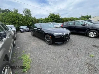 2024 BMW 7 Series with VIN WBA43EH01RCP42359, listed as a Copart auction lot 63657275 with 11,294 mi miles and Clean title. Bid and sale history available at DreamBid. Image 4.