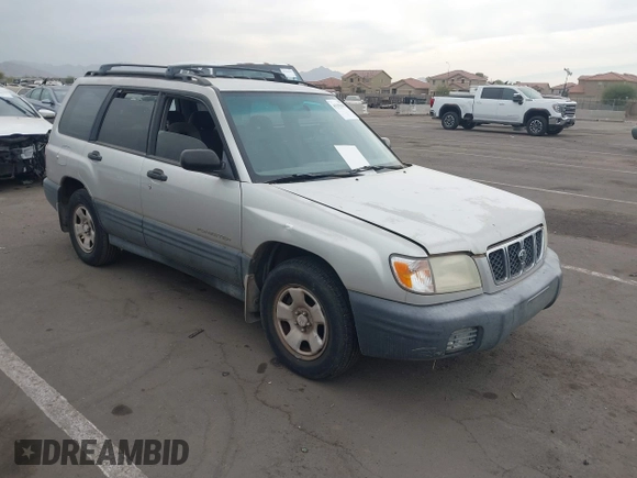 2001 Subaru Forester L with VIN JF1SF63521H766175, listed as a IAAI auction lot 41192998 with 173,532 mi miles. Bid and sale history available at carsss.com. Image 1.