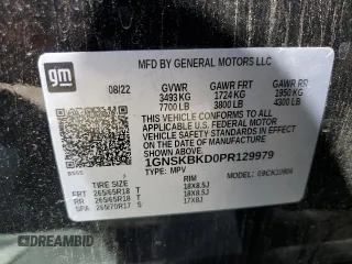 2023 Chevrolet Suburban LS z VIN 1GNSKBKD0PR129979, wystawiony jako Copart lot #53000485 z przebiegiem 68 896 mil mil oraz Czysty tytuł • Clean title. Historia ofert i sprzedaży dostępna na DreamBid. Obrazek 13.