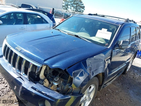 2005 Jeep Grand Cherokee Limited with VIN 1J8HR58225C606510, listed as a IAAI auction lot 41625165 with NaN miles. Bid and sale history available at carsss.com. Image 6.