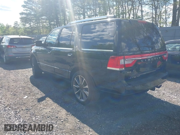 2017 Lincoln Navigator Reserve with VIN 5LMJJ2LT5HEL08002, listed as a IAAI auction lot 42199287 with 102,883 mi miles and . Bid and sale history available at DreamBid. Image 3.