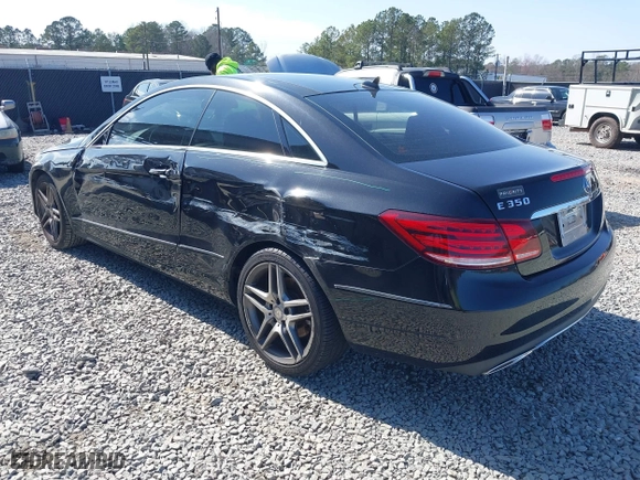 2014 Mercedes-Benz E-Class E 350 with VIN WDDKJ5KBXEF248011, listed as a IAAI auction lot 41566643 with 120,108 mi miles. Bid and sale history available at carsss.com. Image 3.