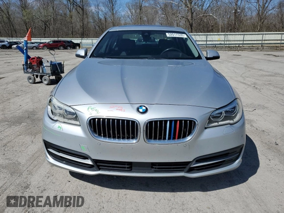 2014 BMW 5 Series 535i xDrive с VIN WBA5B3C59ED530604, выставлен на аукционе Copart как лот 52017335 с пробегом 139 613 миль миль и Списание • Salvage title. История ставок и продаж доступна на DreamBid. Изображение 5.