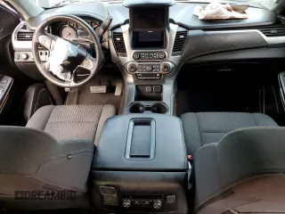 2019 Chevrolet Suburban LS с VIN 1GNSKGKC0KR321738, выставлен на аукционе Copart как лот 77894554 с пробегом 80 612 миль миль и Списание • Salvage title. История ставок и продаж доступна на DreamBid. Изображение 8.
