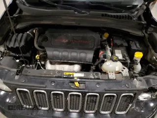 2017 Jeep Renegade Sport z VIN ZACCJBAB2HPF11236, wystawiony jako Copart lot #60853545 z przebiegiem 142 201 mil mil oraz Szkoda całkowita • Salvage title. Historia ofert i sprzedaży dostępna na DreamBid. Obrazek 12.