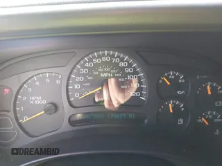 2005 Chevrolet Silverado 1500 LS with VIN 2GCEC19T651252136, listed as a IAAI auction lot 41579633 with 178,625 mi miles and . Bid and sale history available at DreamBid. Image 7.
