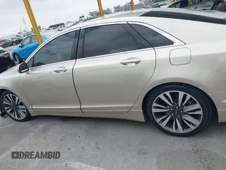 2017 Lincoln MKZ Hybrid Reserve с VIN 3LN6L5MU3HR609831, выставлен на аукционе IAAI как лот 42118573 с пробегом 64 246 миль миль и . История ставок и продаж доступна на DreamBid. Изображение 14.