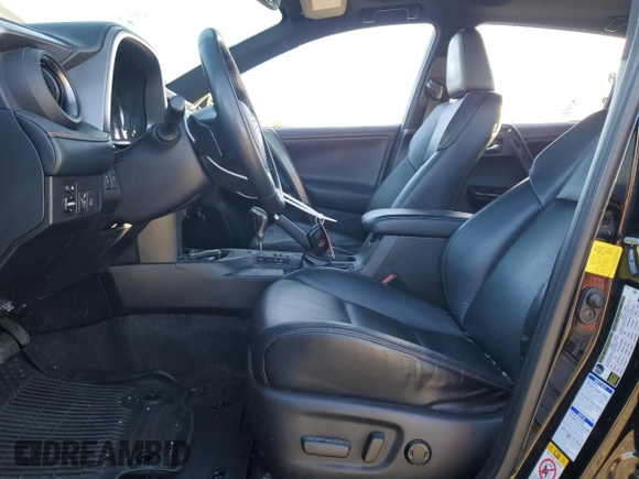 2018 Toyota RAV4 SE with VIN 2T3JFREVXJW767444, listed as a Copart auction lot 46703775 with 111,179 mi miles and Non repairable. Bid and sale history available at DreamBid. Image 7.