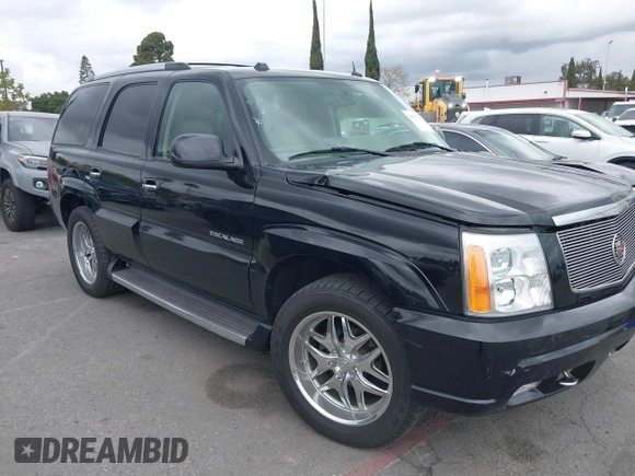 2005 Cadillac Escalade z VIN 1GYEC63T95R181022, wystawiony jako IAAI lot #41777173 z przebiegiem 44 348 mil mil oraz . Historia ofert i sprzedaży dostępna na DreamBid. Obrazek 12.