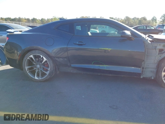 2017 Chevrolet Camaro 2SS с VIN 1G1FH1R78H0104538, выставлен на аукционе IAAI как лот 41870474 с пробегом 119 955 миль миль и . История ставок и продаж доступна на DreamBid. Изображение 19.