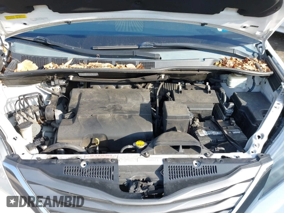 2014 Toyota Sienna Ltd with VIN 5TDDK3DC9ES081022, listed as a IAAI auction lot 41183921 with 1 mi miles. Bid and sale history available at carsss.com. Image 10.