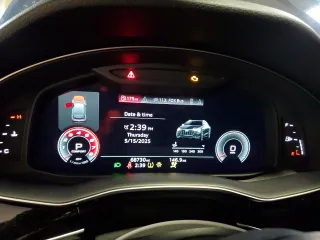 2021 Audi Q8 Premium Plus z VIN WA1EVAF12MD002421, wystawiony jako Copart lot #56870205 z przebiegiem 68 730 mil mil oraz Szkoda całkowita • Salvage title. Historia ofert i sprzedaży dostępna na DreamBid. Obrazek 9.