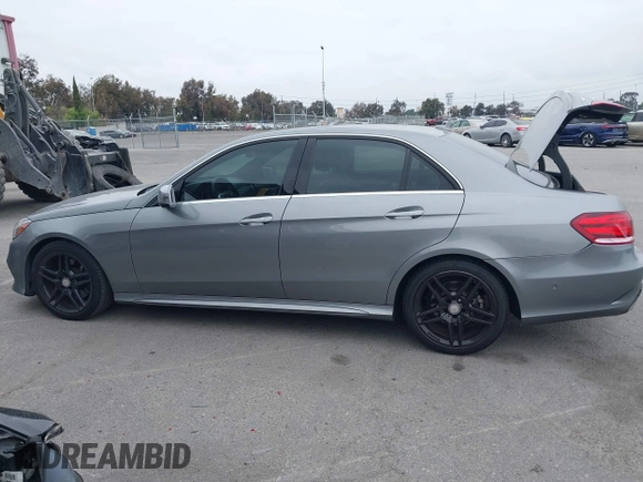 2014 Mercedes-Benz E 350 Sport с VIN WDDHF5KB4EA978604, выставлен на аукционе IAAI как лот 42207547 с пробегом 109 138 миль миль и . История ставок и продаж доступна на DreamBid. Изображение 14.