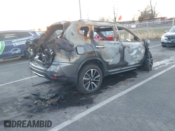2017 Nissan Rogue S with VIN JN8AT2MV4HW016471, listed as a IAAI auction lot 41043189 with Not Provided miles and . Bid and sale history available at DreamBid. Image 4.