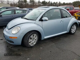 2010 Volkswagen New Beetle Coupe with VIN 3VWRG3AG0AM026688, listed as a Copart auction lot 46733325 with 59,944 mi miles and Salvage Title. Bid and sale history available at carsss.com. Image 1.
