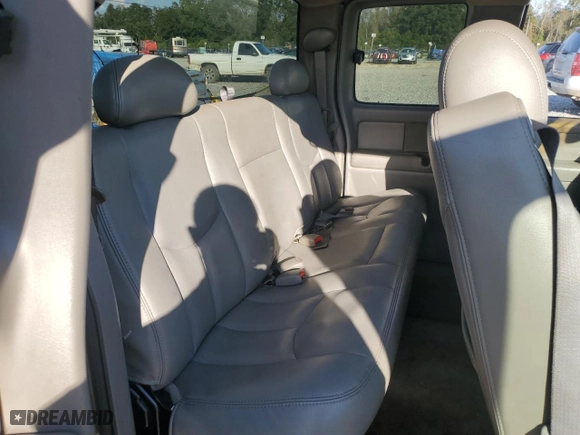 2003 GMC Sierra 1500 SLT with VIN 2GTEC19T531302554, listed as a Copart auction lot 73849244 with 266,351 mi miles and Salvage Title. Bid and sale history available at carsss.com. Image 10.