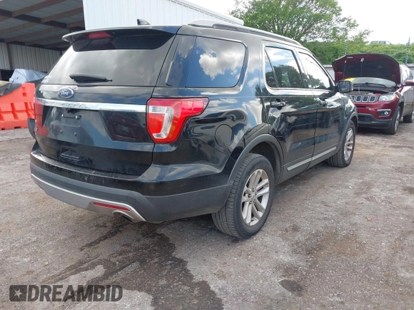 2017 Ford Explorer XLT с VIN 1FM5K7D89HGC74840, выставлен на аукционе IAAI как лот 42355508 с пробегом 168 653 миль миль и . История ставок и продаж доступна на DreamBid. Изображение 4.