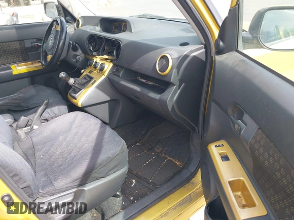 2008 Scion xB z VIN JTLKE50E181055165, wystawiony jako IAAI lot #41693117 z przebiegiem 176 615 mil mil oraz . Historia ofert i sprzedaży dostępna na DreamBid. Obrazek 5.