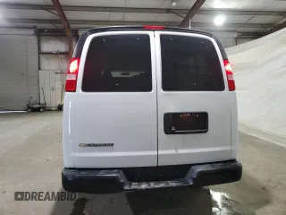 2022 Chevrolet Express Passenger LS z VIN 1GAZGNFP7N1272754, wystawiony jako Copart lot #73560924 z przebiegiem 25 492 mil mil oraz Czysty tytuł • Clean title. Historia ofert i sprzedaży dostępna na DreamBid. Obrazek 6.