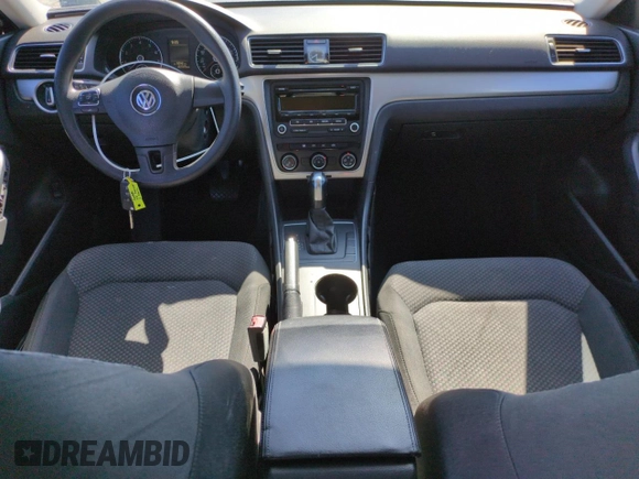2014 Volkswagen Passat S with VIN 1VWAT7A32EC050253, listed as a Copart auction lot 55683255 with 122,329 mi miles and Salvage title. Bid and sale history available at DreamBid. Image 8.