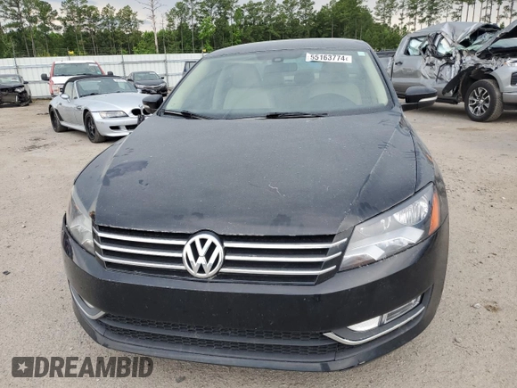 2015 Volkswagen Passat Limited Edition Edition z VIN 1VWAT7A3XFC122544, wystawiony jako Copart lot #55163774 z przebiegiem 125 774 mil mil oraz Szkoda całkowita • Salvage title. Historia ofert i sprzedaży dostępna na DreamBid. Obrazek 5.