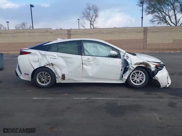 2019 Toyota Prius Prime Plus with VIN JTDKARFP3K3112405, listed as a IAAI auction lot 41489940 with NaN miles. Bid and sale history available at carsss.com. Image 13.