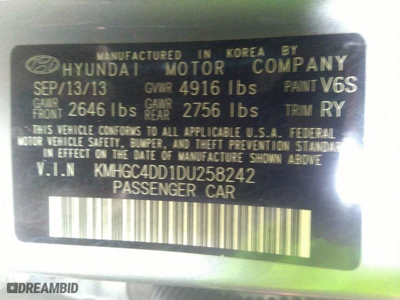 2013 Hyundai Genesis 3.8L with VIN KMHGC4DD1DU258242, listed as a IAAI auction lot 41132155 with 216,837 mi miles. Bid and sale history available at carsss.com. Image 9.