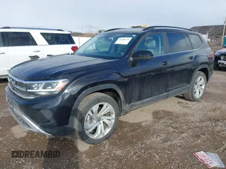 2022 Volkswagen Atlas 3.6L V6 SE w/Technology with VIN 1V2HR2CA3NC545557, listed as a IAAI auction lot 41686679 with 46,641 mi miles. Bid and sale history available at carsss.com. Image 18.