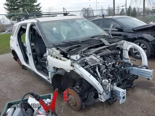2022 Ford Explorer ST z VIN 1FM5K8GC7NGB48414, wystawiony jako IAAI lot #42069715 z przebiegiem 20 286 mil mil oraz . Historia ofert i sprzedaży dostępna na DreamBid. Obrazek 1.