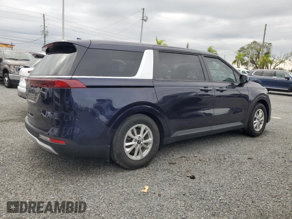 2022 Kia Carnival LXS with VIN KNDNB4H35N6123478, listed as a Copart auction lot 80997464 with 17,637 mi miles and Salvage Title. Bid and sale history available at carsss.com. Image 3.