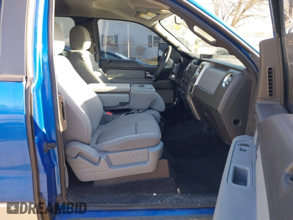 2012 Ford F-150 XL with VIN 1FTFX1ET0CFB70326, listed as a IAAI auction lot 41740883 with 224,926 mi miles. Bid and sale history available at carsss.com. Image 5.
