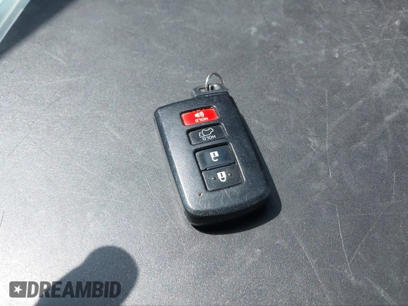 2013 Toyota RAV4 Limited with VIN 2T3DFREV5DW036132, listed as a IAAI auction lot 42098015 with 77,324 mi miles and . Bid and sale history available at DreamBid. Image 11.
