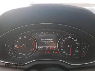 2021 Audi Q5 Premium z VIN WA1AAAFY5M2055861, wystawiony jako Copart lot #58694515 z przebiegiem 47 486 mil mil oraz Szkoda całkowita • Salvage title. Historia ofert i sprzedaży dostępna na DreamBid. Obrazek 9.